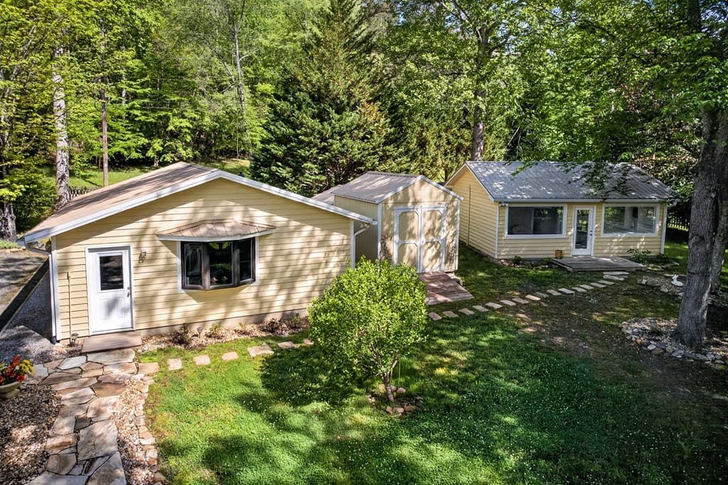 401 Mountain Rivers Road, Mineral Bluff GA 30559 - Photo