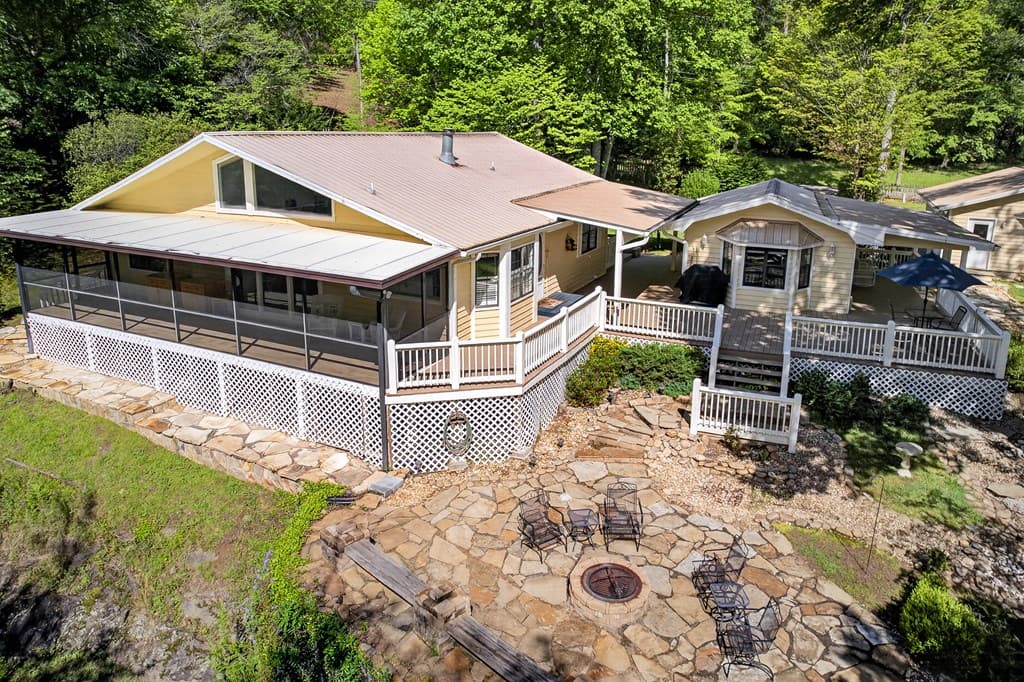 401 Mountain Rivers Road, Mineral Bluff GA 30559 - Photo