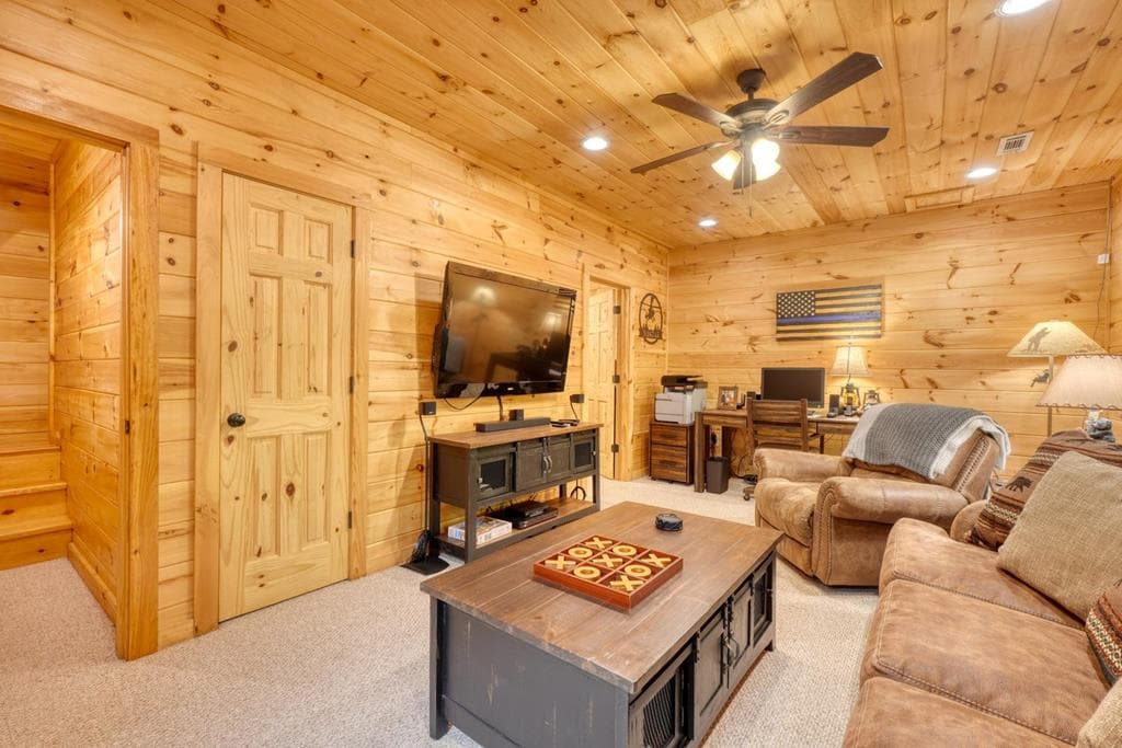 215 The Woods Road, Mineral Bluff GA 30559 - Photo