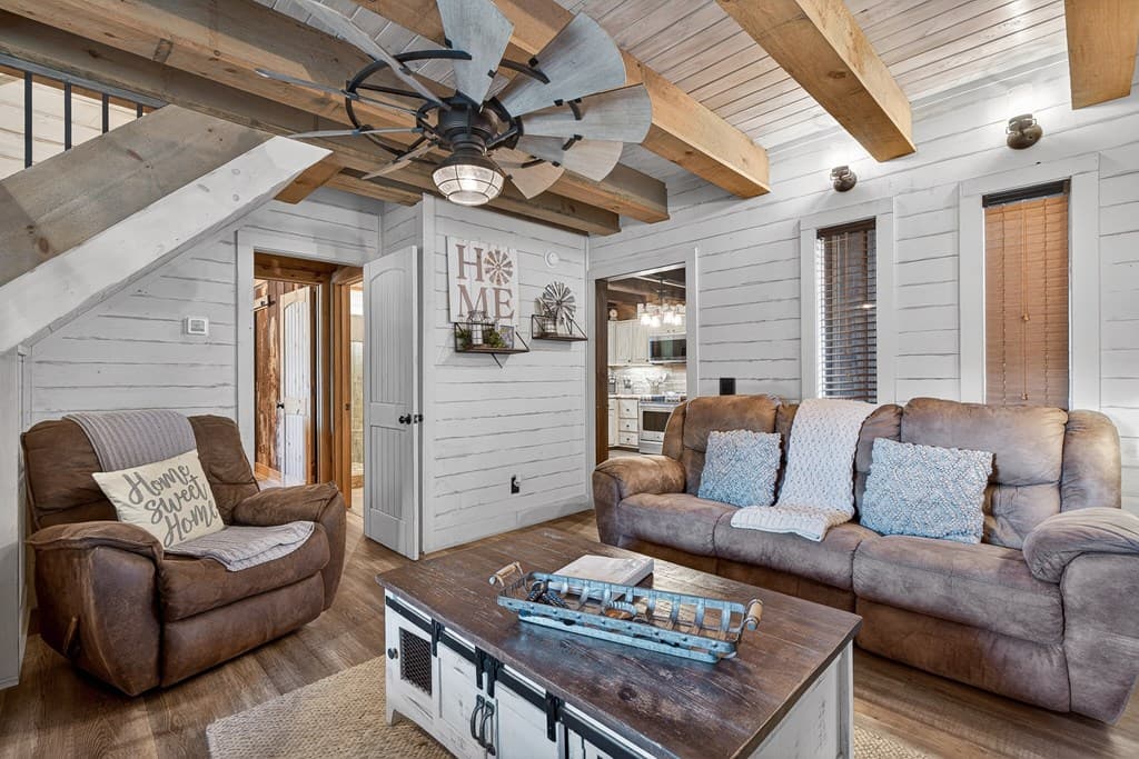 353 Sunrise Road, Blue Ridge GA 30513 - Photo