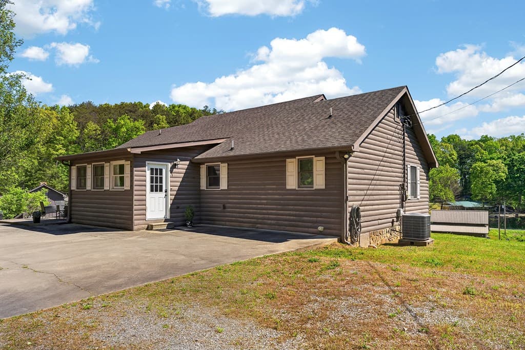 353 Sunrise Road, Blue Ridge GA 30513 - Photo