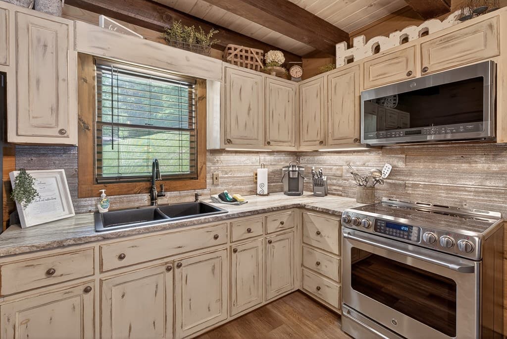 353 Sunrise Road, Blue Ridge GA 30513 - Photo