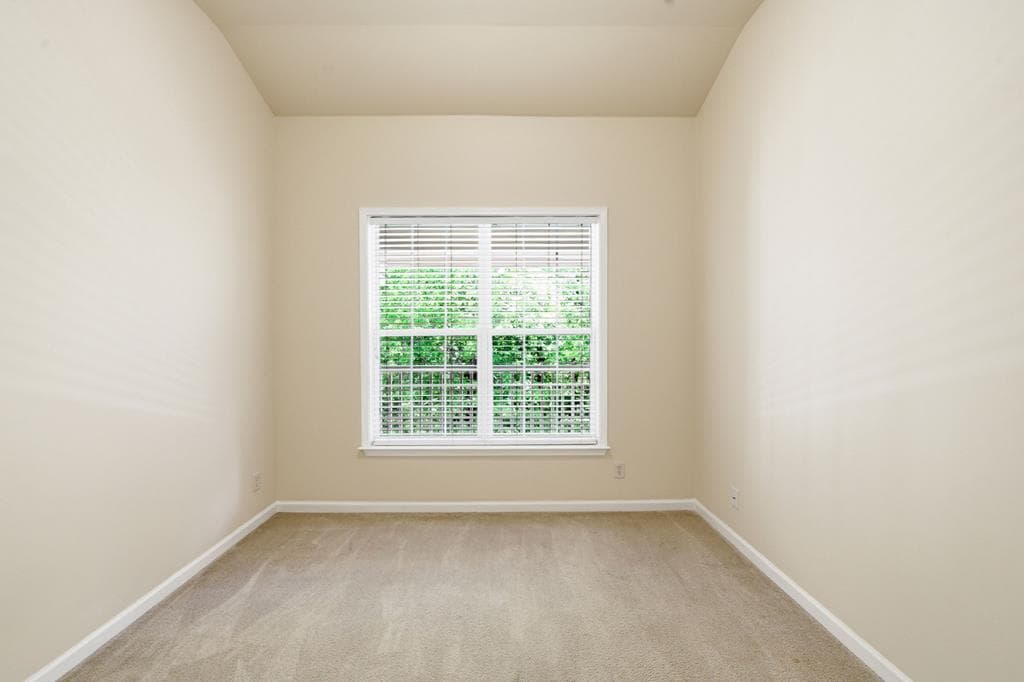 3150 Woodwalk Drive, Atlanta GA 30339 - Photo
