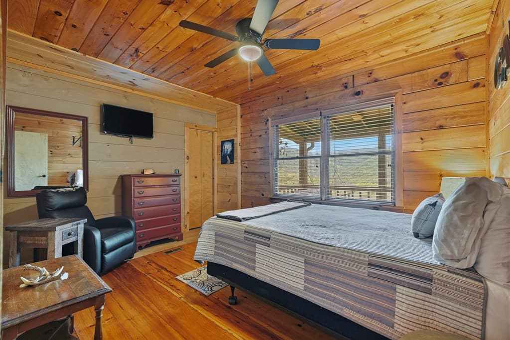 399 Laurel Mountain Road, Blue Ridge GA 30513 - Photo