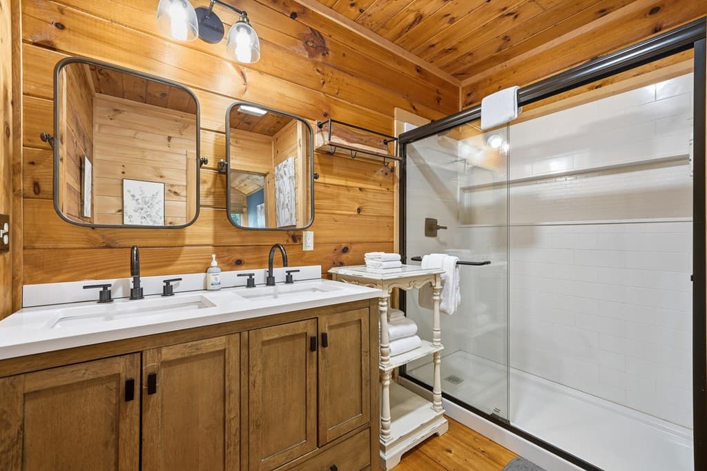 399 Laurel Mountain Road, Blue Ridge GA 30513 - Photo
