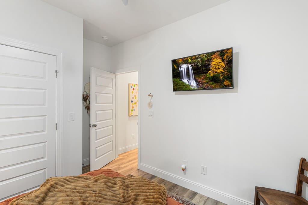 1060 Chatuge Village Circle, Hayesville NC 28904 - Photo