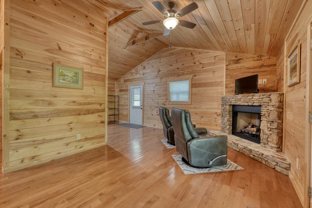 100 Fern Cove Lane, Murphy NC 28906 - Photo