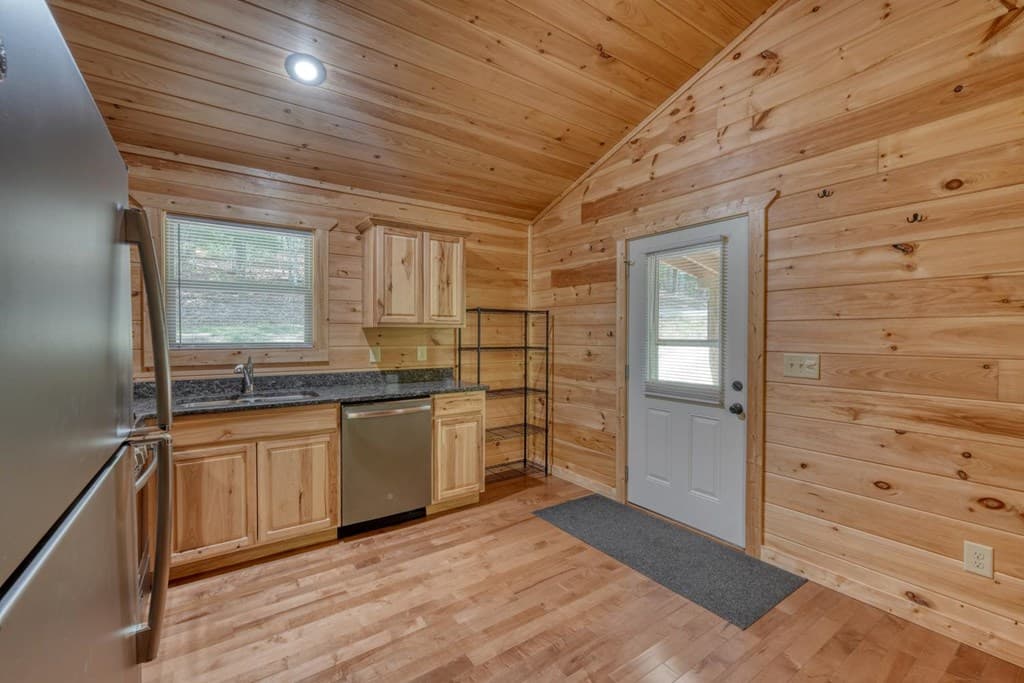 100 Fern Cove Lane, Murphy NC 28906 - Photo
