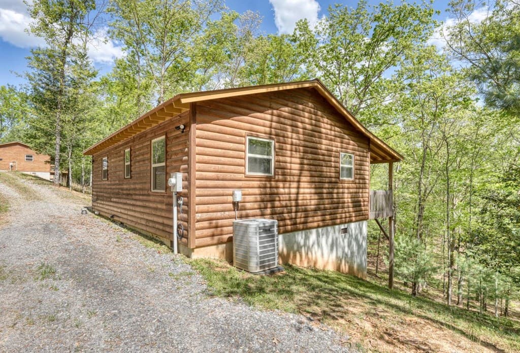 100 Fern Cove Lane, Murphy NC 28906 - Photo