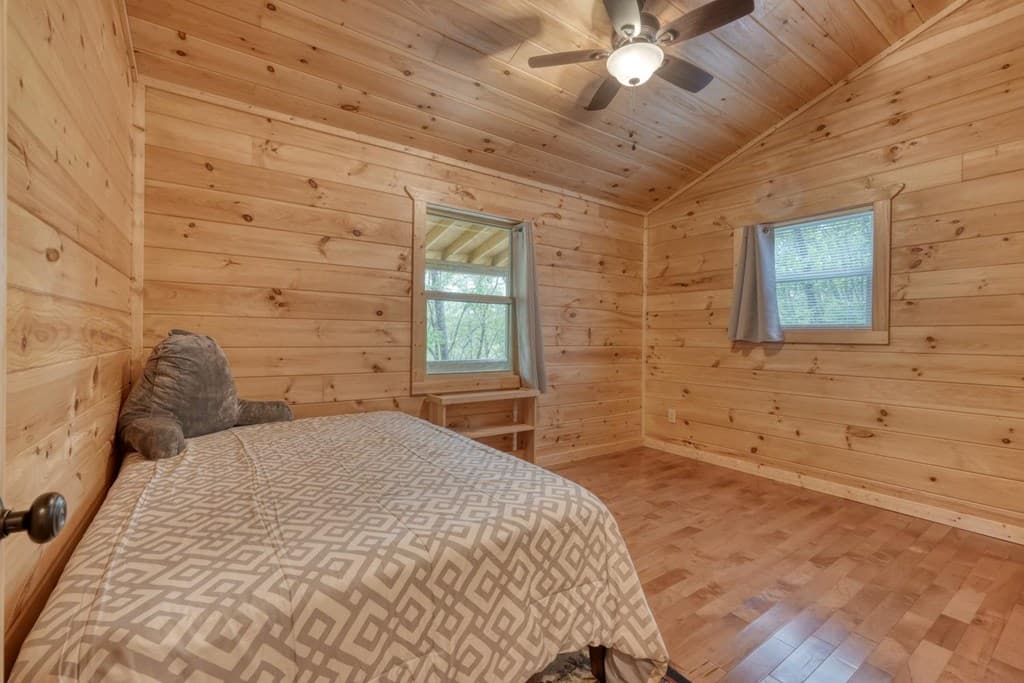 100 Fern Cove Lane, Murphy NC 28906 - Photo