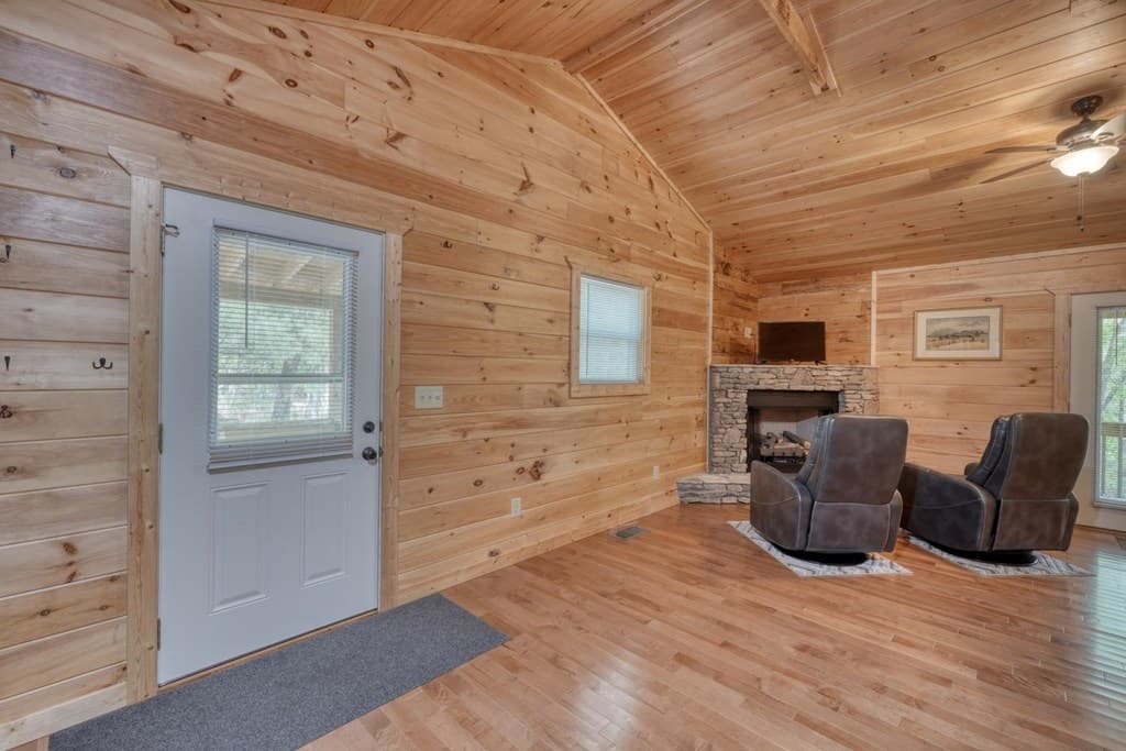 100 Fern Cove Lane, Murphy NC 28906 - Photo