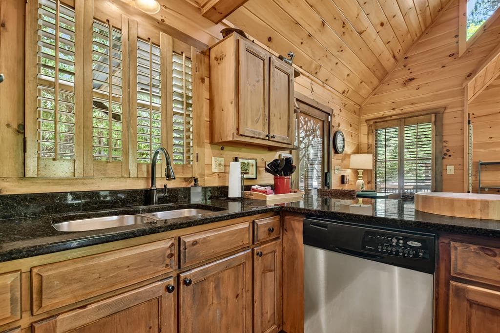 34 Dallas Lane, Blue Ridge GA 30513 - Photo