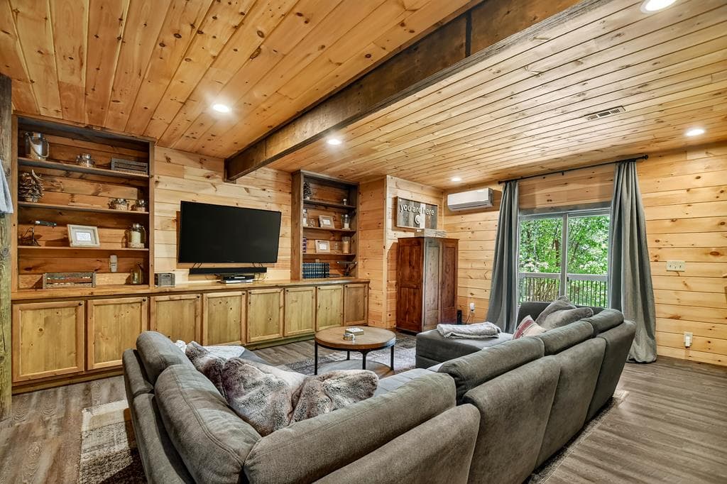 34 Dallas Lane, Blue Ridge GA 30513 - Photo