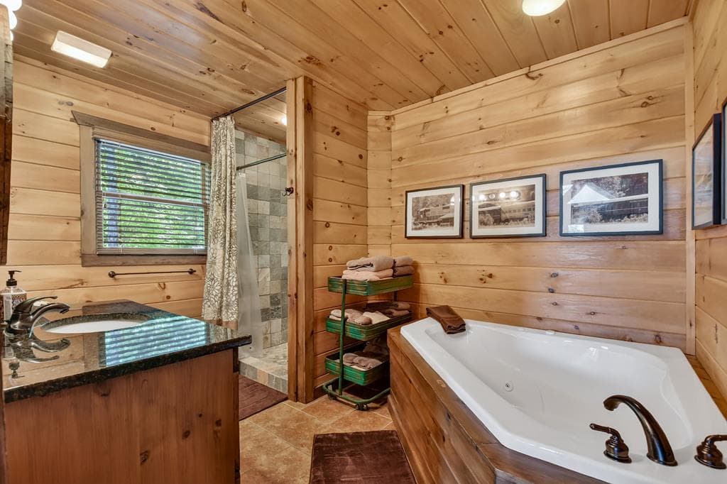 34 Dallas Lane, Blue Ridge GA 30513 - Photo