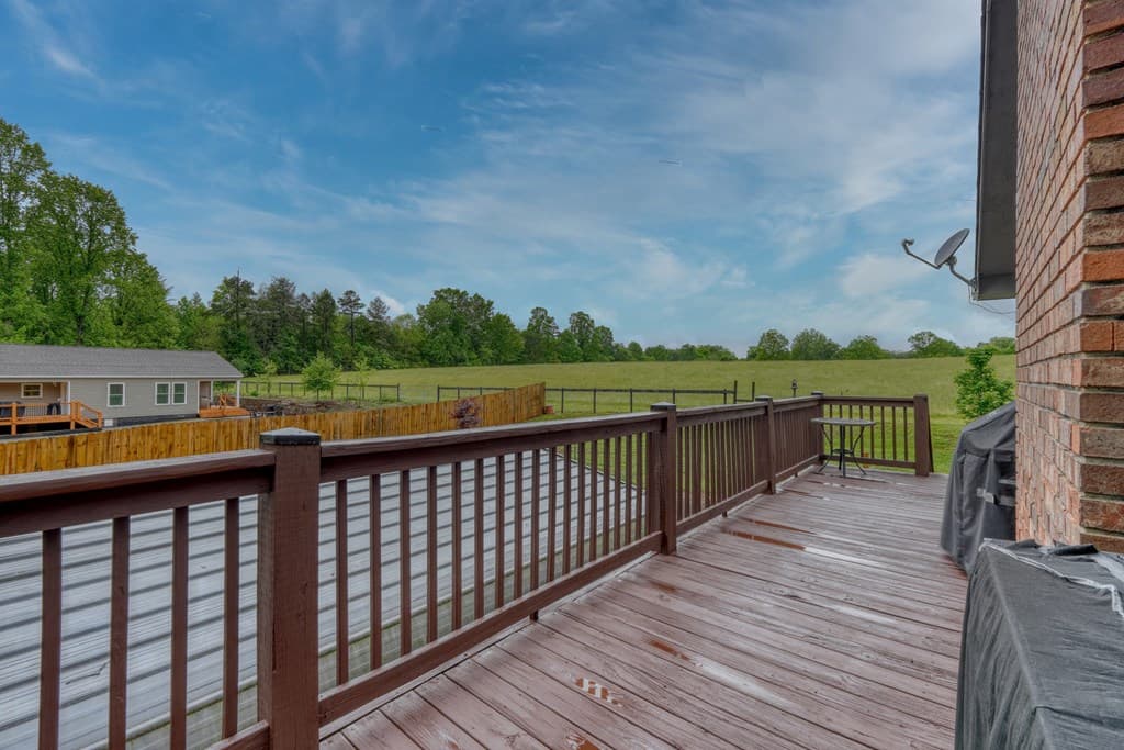455 N Forest Circle, Blairsville GA 30512 - Photo