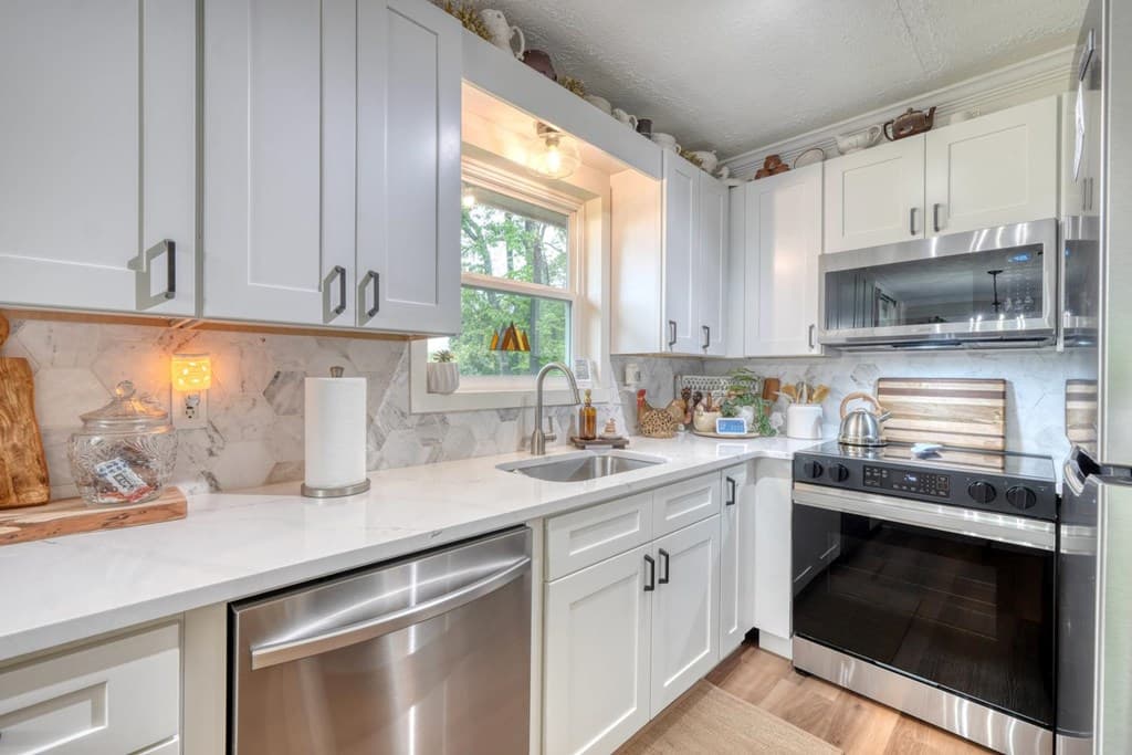 455 N Forest Circle, Blairsville GA 30512 - Photo