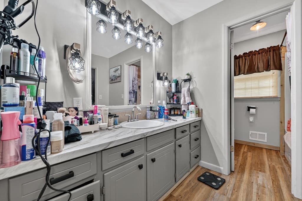 388 Jones Street, Blue Ridge GA 30513 - Photo