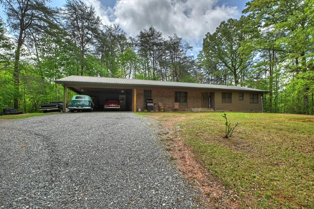 388 Jones Street, Blue Ridge GA 30513 - Photo