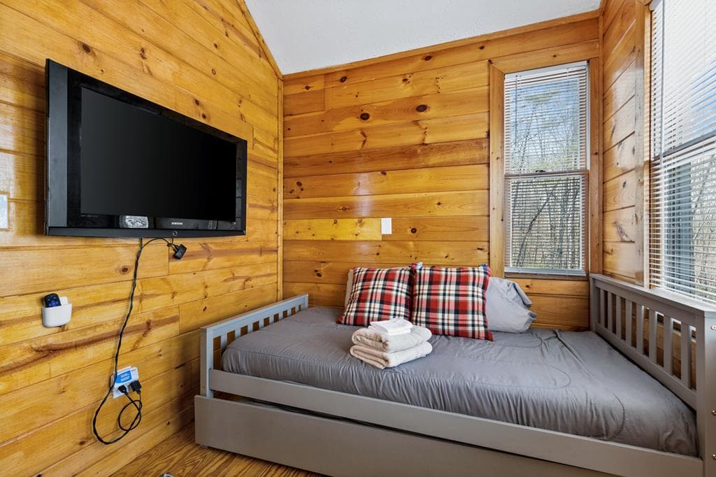 48 Timber Ridge Road, Blue Ridge GA 30513 - Photo
