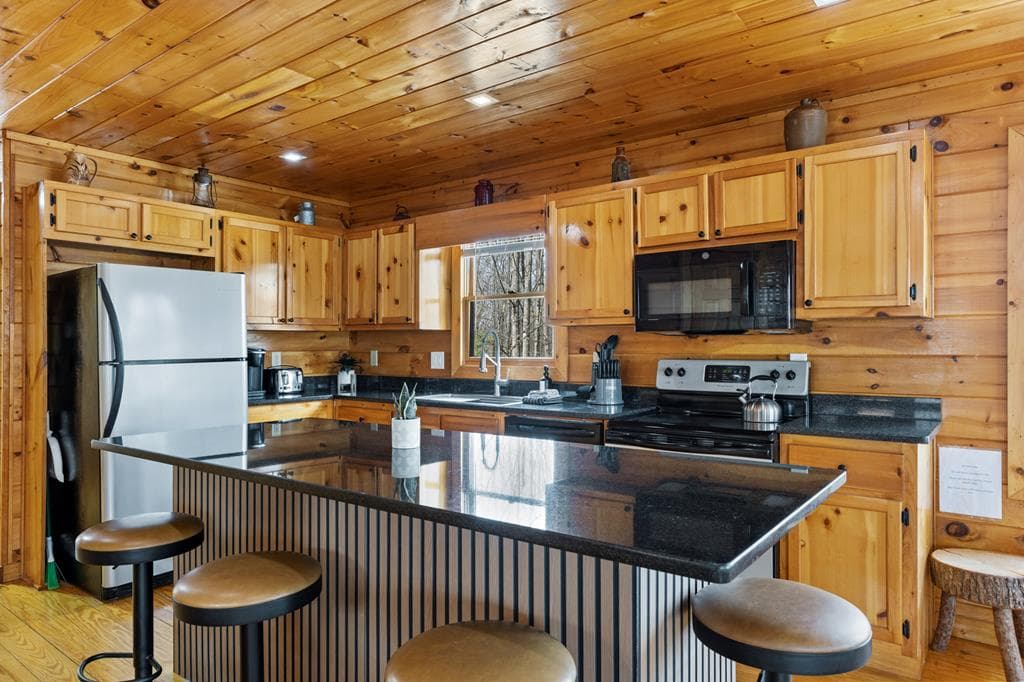 48 Timber Ridge Road, Blue Ridge GA 30513 - Photo