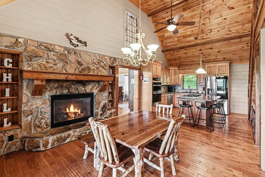 112 Eagles Nest Lane, Blue Ridge GA 30513 - Photo