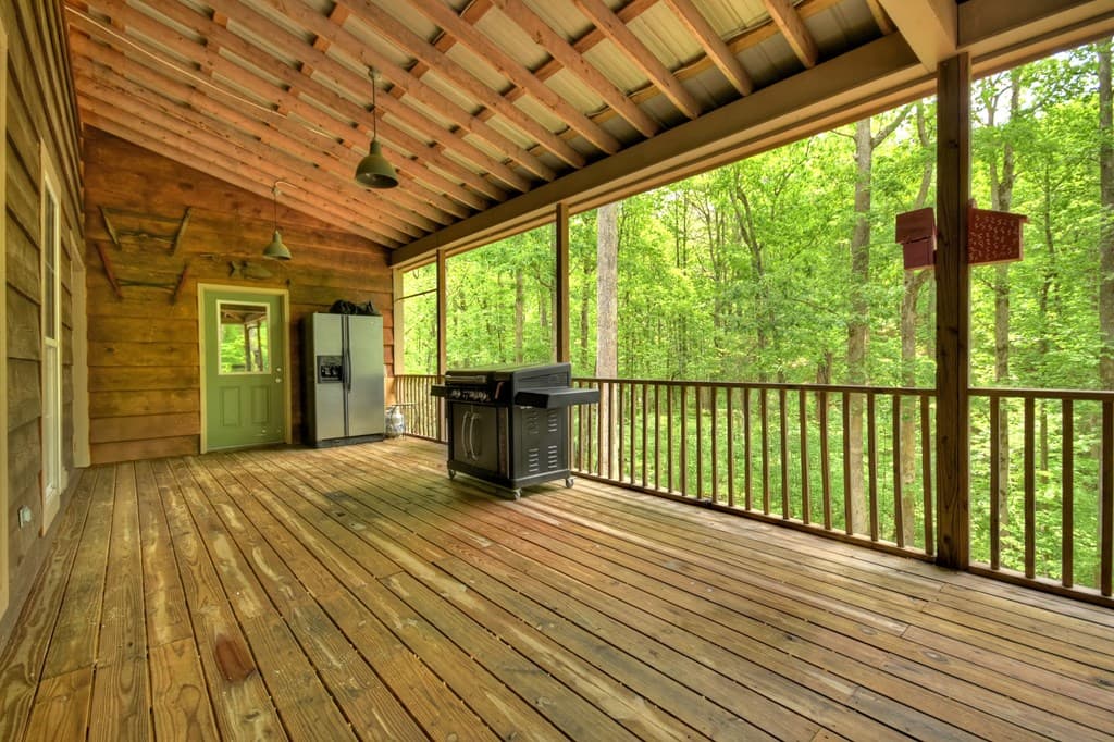 207 Joliet Drive, Ellijay GA 30540 - Photo
