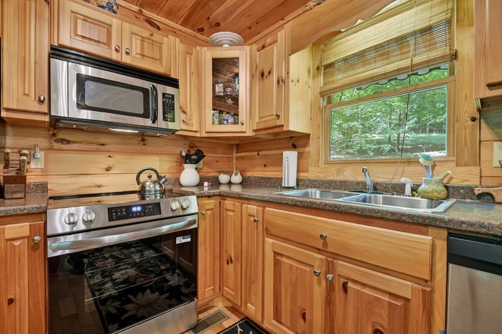 658 Navaho Way, Ellijay GA 30540 - Photo