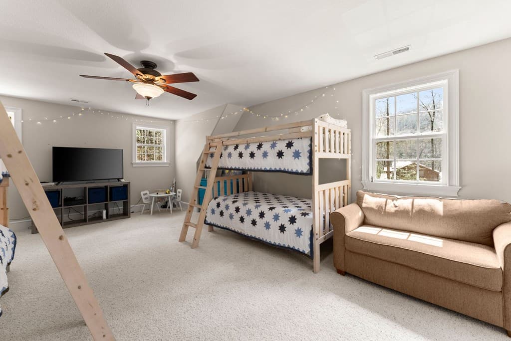 7880 Hiawassee Wilderness, Hiawassee GA 30546 - Photo