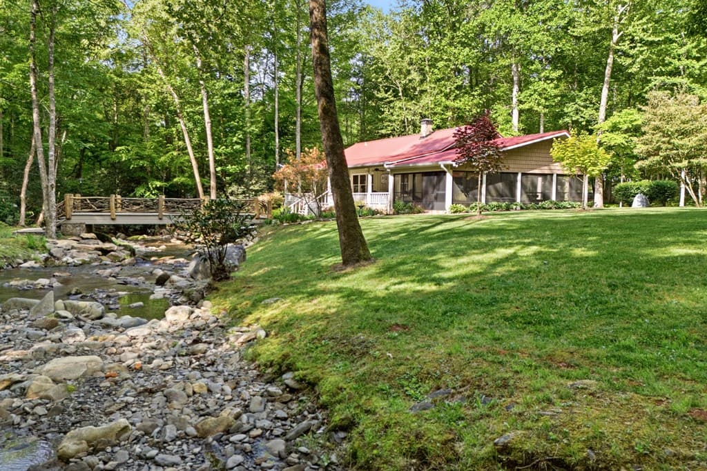 504 Compass Creek Drive, Hayesville NC 28904 - Photo