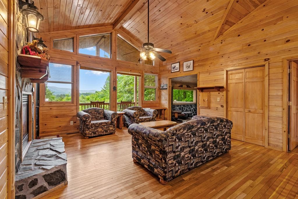 28 Hawkeye Ridge, Blue Ridge GA 30513 - Photo