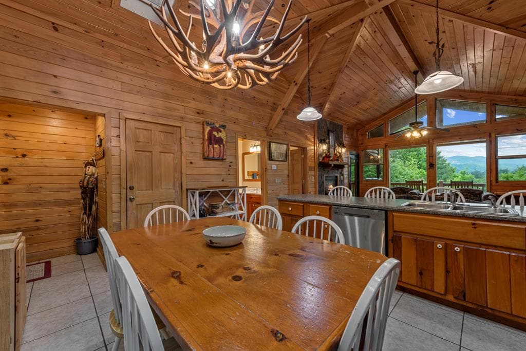 28 Hawkeye Ridge, Blue Ridge GA 30513 - Photo
