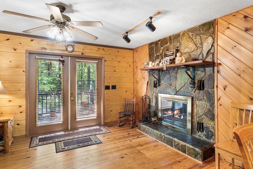 735 Liberty Circle, Murphy NC 28906 - Photo