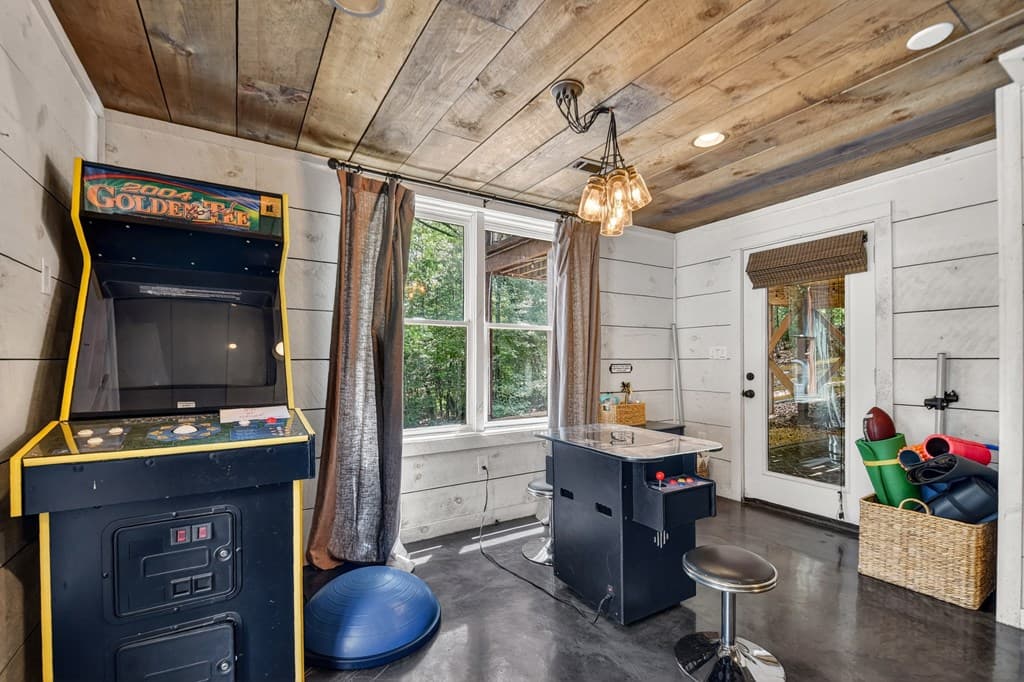 101 Overlook Road, Blue Ridge GA 30513 - Photo