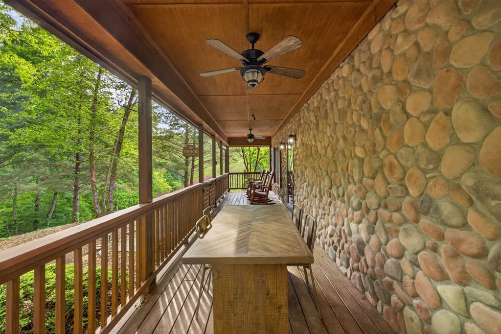 170 Wildwood Court, Ellijay GA 30540 - Photo