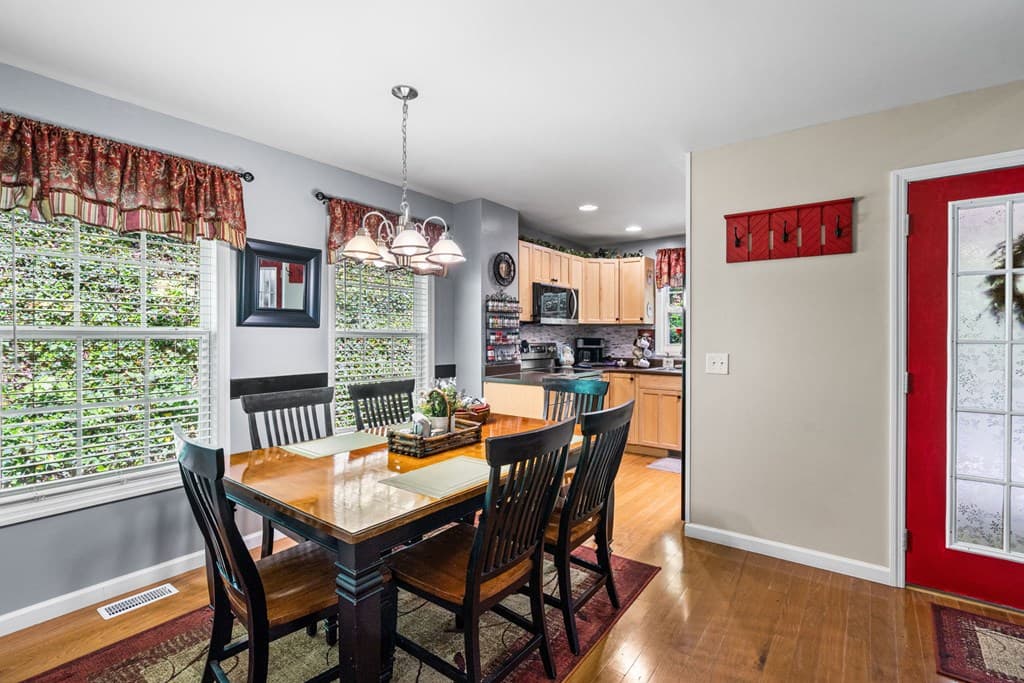 2102 Pooh Corner, Hiawassee GA 30546 - Photo