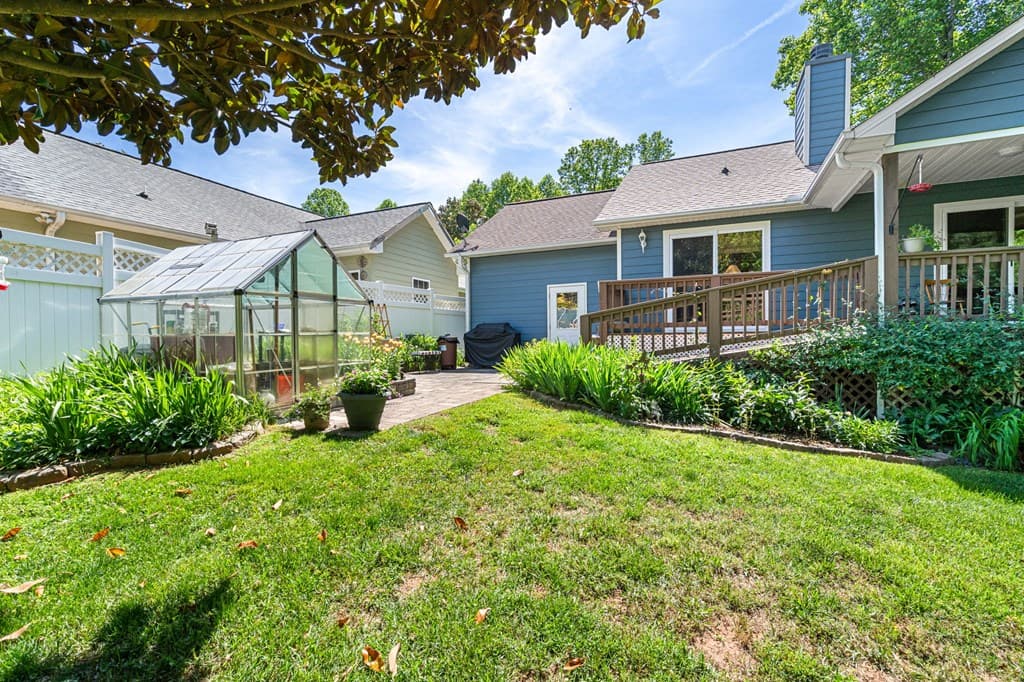450 Longview Drive, Hiawassee GA 30546 - Photo