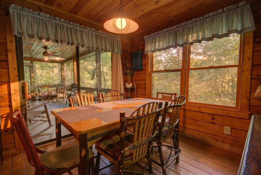 218 Bench Leg Road, Mineral Bluff GA 30559 - Photo