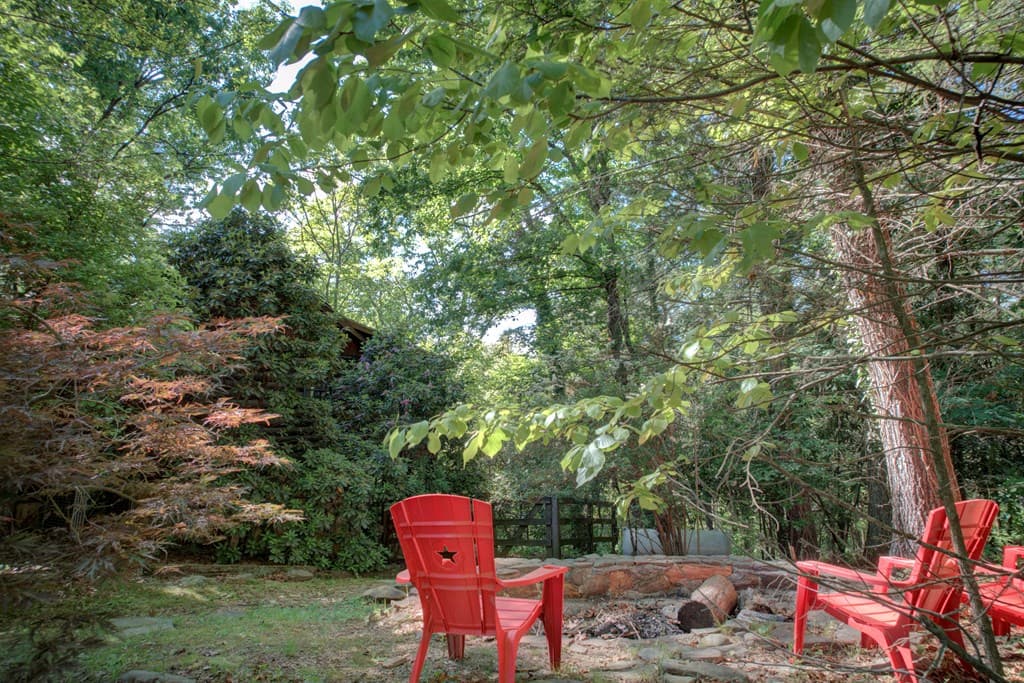 218 Bench Leg Road, Mineral Bluff GA 30559 - Photo