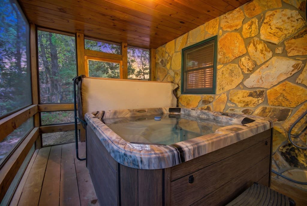 218 Bench Leg Road, Mineral Bluff GA 30559 - Photo