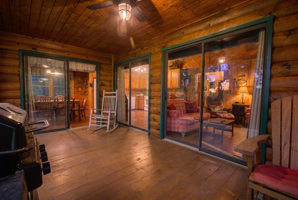 218 Bench Leg Road, Mineral Bluff GA 30559 - Photo