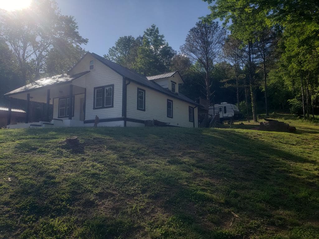 5842 Us Hwy 64 W, Brasstown NC 28902 - Photo