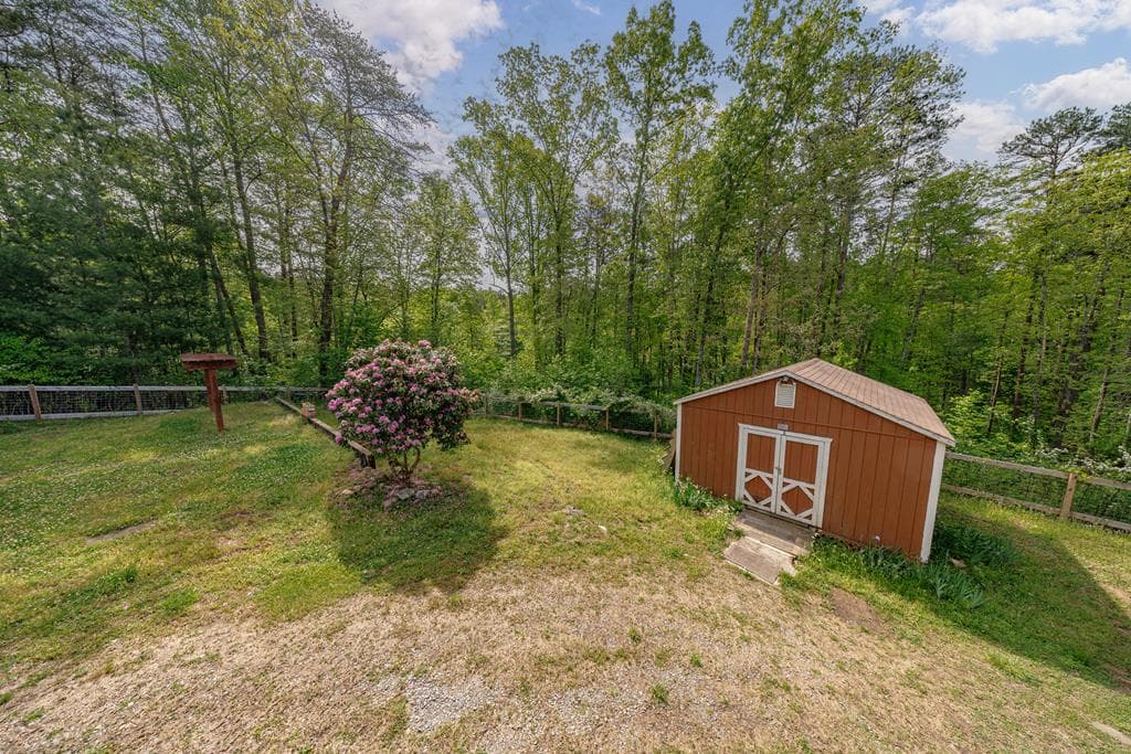 1881 E John Smith Road E, Blairsville GA 30512 - Photo