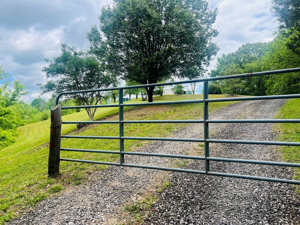 105 Lola Drive, Farner TN 37333 - Photo