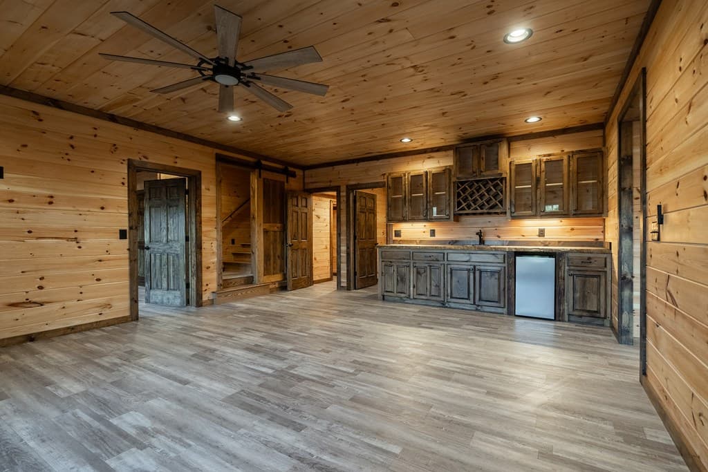 612 Kensington Drive, Mineral Bluff GA 30559 - Photo