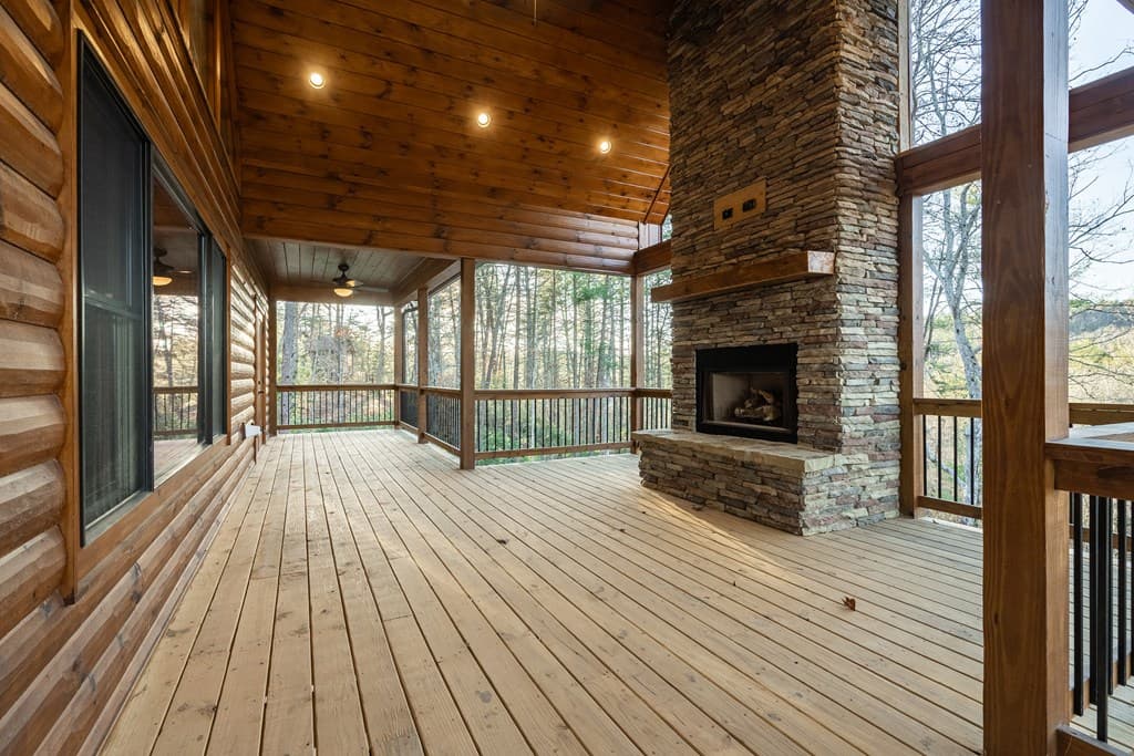 612 Kensington Drive, Mineral Bluff GA 30559 - Photo