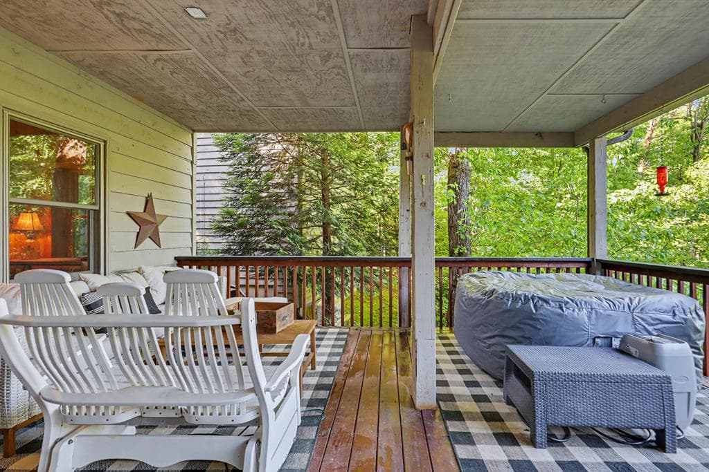 519 Pinecrest Road, Sautee Nacoochee GA 30571 - Photo