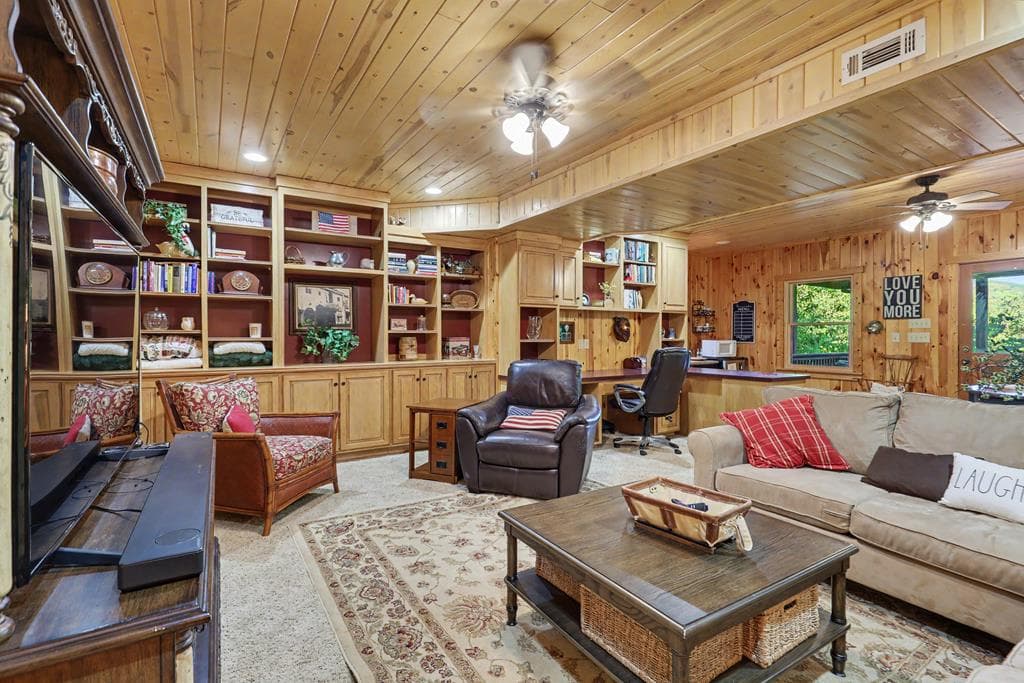 519 Pinecrest Road, Sautee Nacoochee GA 30571 - Photo