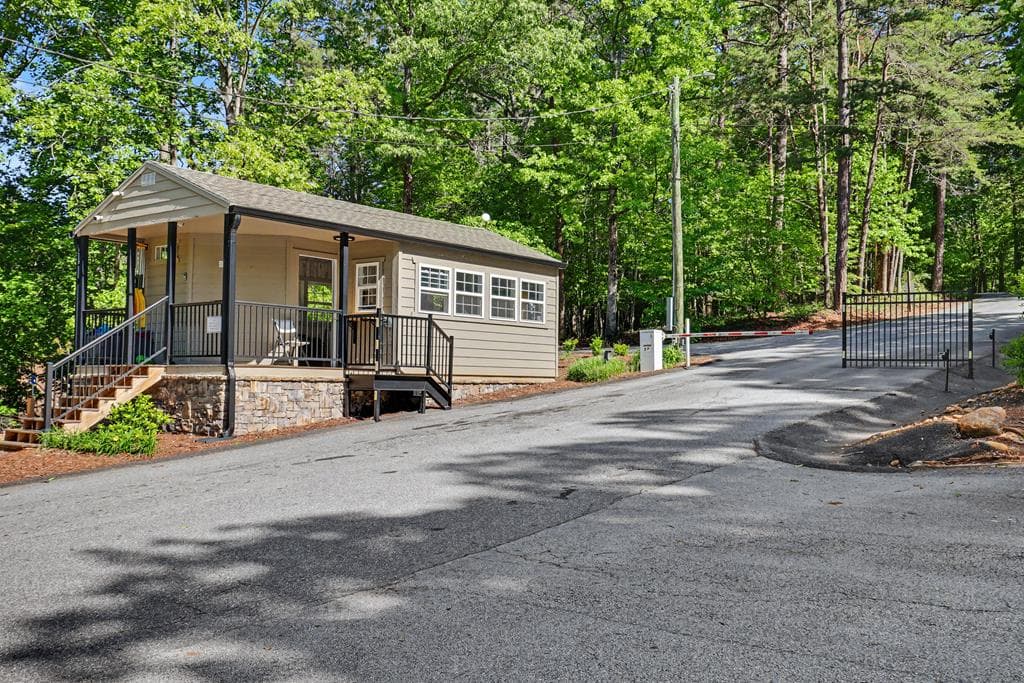 519 Pinecrest Road, Sautee Nacoochee GA 30571 - Photo