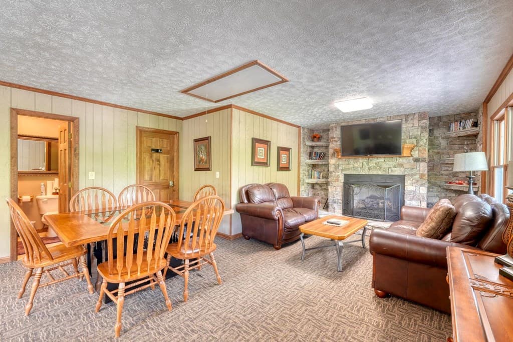 132 Heavenly Drive, Blairsville GA 30512 - Photo