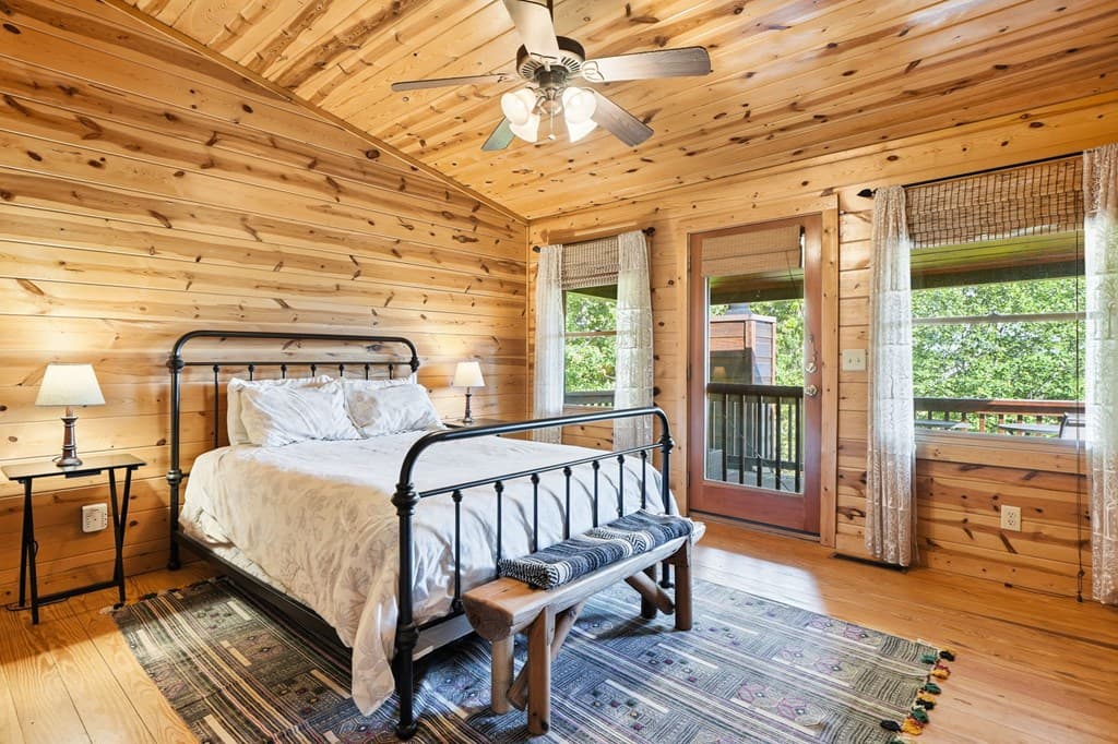 303 Pine Forest Loop, Blue Ridge GA 30513 - Photo